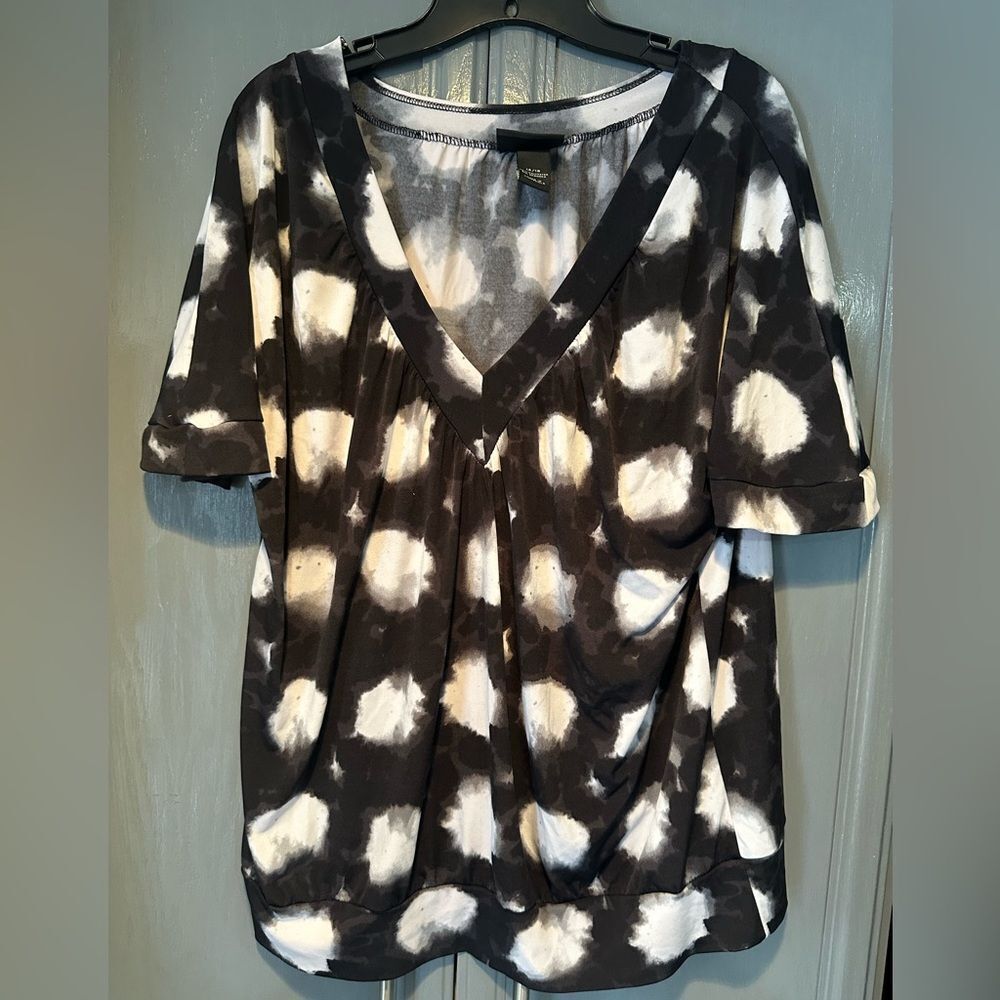Lane Bryant Black and White Patterned Blouse